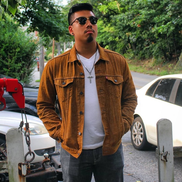 Meet your Posher, Cesar - Picture 3 of 4